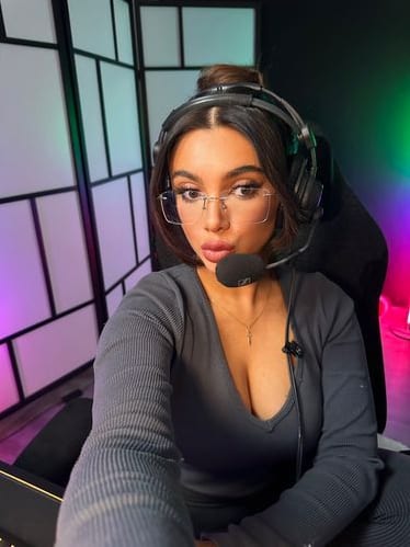 Julia Bayonetta OnlyFans kostenlos 18